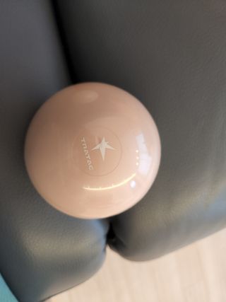 트라택 쿠셔닝 웨이트볼 0.5kg + 1kg SET — 5점을 준 리뷰어가 2022년 6월 올린 사용 사진