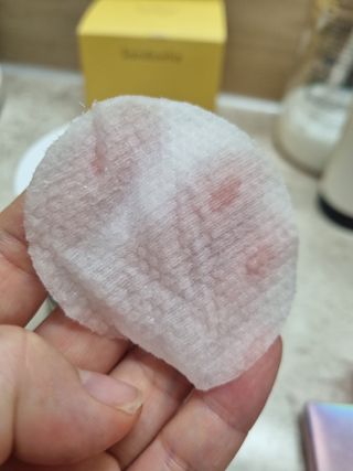 산다화 비타민씨 화이트닝 토너 패드 — 5점을 준 리뷰어가 2023년 5월 올린 사용 사진