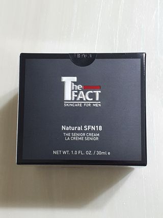 The Fact 더 팩트 내추럴 에스에프엔 에이틴 시니어 크림 — 4.5점을 준 리뷰어가 2021년 2월 올린 사용 사진