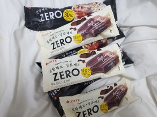 ZERO (초콜릿 칩 쿠키, 카카오 케이크, 후르츠 젤리, 아이스 콜라, 아이스 초코바) — 5점을 준 리뷰어가 2022년 6월 올린 사용 사진