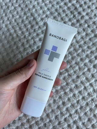 바노바기 코스메틱 바노바기 밀크씨슬 리페어 시카 선스크린 플러스 50ml — 5점을 준 리뷰어가 2023년 3월 올린 사용 사진