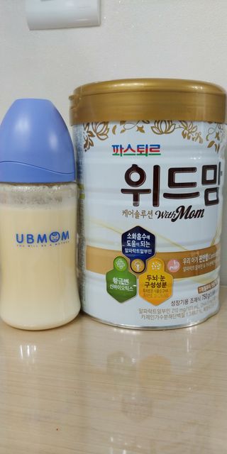 유비맘 PPSU 젖병 노꼭지_260ml_컬러 랜덤 발송 — 5점을 준 리뷰어가 2021년 1월 올린 사용 사진
