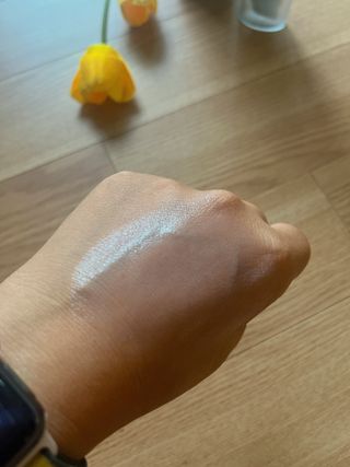 MF[스킨1004] 마다가스카르 센텔라 히알루-시카 워터핏 선세럼 50ml — 5점을 준 리뷰어가 2024년 5월 올린 사용 사진