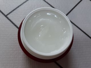 레드투래드 센서티브 슈퍼 크림 50ml — 3점을 준 리뷰어가 2021년 9월 올린 사용 사진