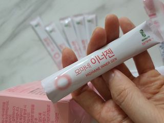 [모마네] 이너뷰티 히알루론산 비오틴 코큐텐 저분자피쉬콜라겐 - 3 g 30포 ★석류맛 — 5점을 준 리뷰어가 2021년 12월 올린 사용 사진