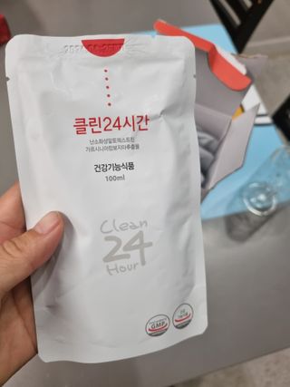 클린24시간 1BOX(5포) + 전용보틀(500ml) — 3.5점을 준 리뷰어가 2023년 4월 올린 사용 사진