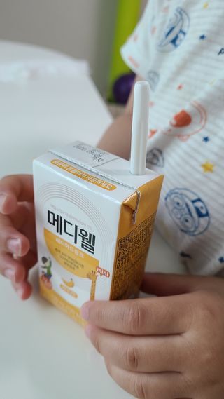메디웰 페디아드링크 미니 바나나맛 — 5점을 준 리뷰어가 2022년 5월 올린 사용 사진