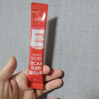 [인디닥터] 타이탄 BCAA 프로틴 젤리스틱 — 5점을 준 리뷰어가 2022년 4월 올린 사용 사진