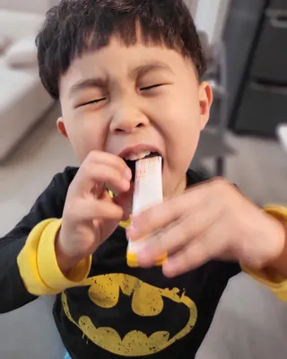 [이뮤니티플러스]우리아이 면역오키, 건강오키 _ 키즈오키 어린이홍삼 10포 1box — 4점을 준 리뷰어가 2022년 3월 올린 사용 사진