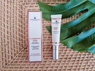 산수시 일루미네이팅 펄 영양 다크서클 스틱 아이 크림 케어 15ml — 5점을 준 리뷰어가 2021년 6월 올린 사용 사진