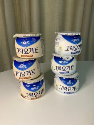 매일바이오 그릭요거트 오리지널 플레인 4개, 로스터리 커피믹스 4개 — 4점을 준 리뷰어가 2021년 12월 올린 사용 사진