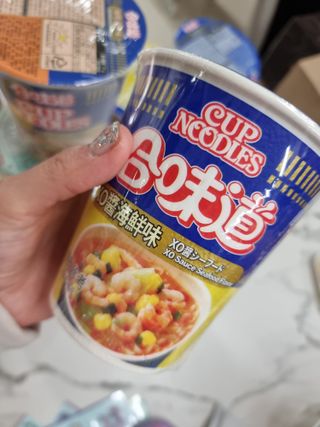 NISSIN 닛신 컵누들  4종 - 씨푸드오리지날, 씨푸드 스파이시, 씨푸드 커리, 씨푸드 XO소스 — 5점을 준 리뷰어가 2023년 1월 올린 사용 사진