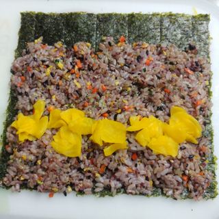 해풀잎 누구나 김밥*1ea [(혼합야채 35g *1ea,  김밥김 (5g, 5ea),  양념간장 (6g, 5ea), 참기름(5g, 2ea)] — 5점을 준 리뷰어가 2022년 7월 올린 사용 사진