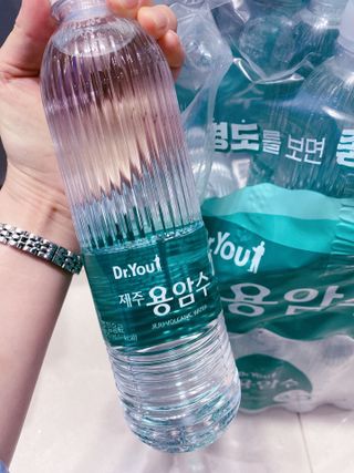 닥터유 제주용암수 닥터유 용암수 530ml — 5점을 준 리뷰어가 2022년 5월 올린 사용 사진