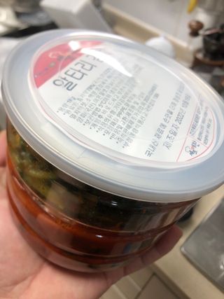 셰프애찬 알타리김치 총각김치 1kg — 5점을 준 리뷰어가 2022년 10월 올린 사용 사진