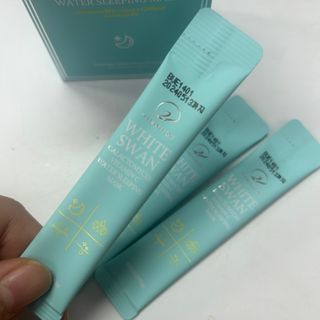오투에니원 화이트 스완 갈락토미세스 비타민 C 워터 슬리핑 마스크 — 5점을 준 리뷰어가 2022년 12월 올린 사용 사진