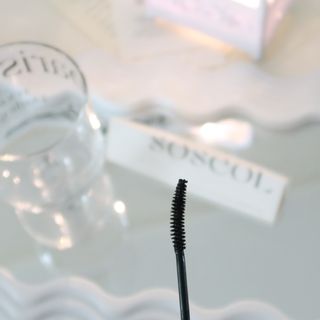 더소설 소설 블랙아이래쉬 세럼 10g(SOSEOL BLACK EYELASH SERUM 10g) — 5점을 준 리뷰어가 2023년 12월 올린 사용 사진