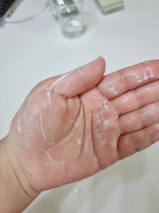 랑벨 내츄럴 딥 포어 클렌저 210ml (저자극 약산성 천연 클렌징 젤) — 5점을 준 리뷰어가 2022년 10월 올린 사용 사진