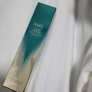 [NEW 탄력유턴 아이크림] AHC 유스 래스팅 리얼 아이크림 포 페이스 — 5점을 준 리뷰어가 2021년 2월 올린 사용 사진