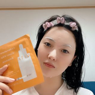 코드네이처 비아미 비타 화이트닝 앰플 과 마스크[5장] — 5점을 준 리뷰어가 2021년 10월 올린 사용 사진