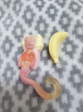 폭신 쫄깃 식감 로맨스, 몽키나나 젤리 8봉지 — 5점을 준 리뷰어가 2021년 3월 올린 사용 사진