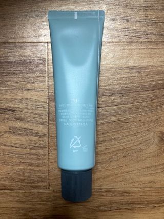 르핸스 퍼포밍 2 핸드&네일 비반트포렛/베티버포그 — 4.5점을 준 리뷰어가 2023년 2월 올린 사용 사진