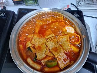 응큼떡볶이 — 5점을 준 리뷰어가 2021년 3월 올린 사용 사진
