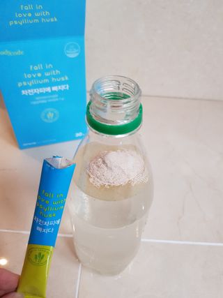 메디포스트 모비타 바디코드 식이섬유 차전자피에 빠지다 30포 — 4점을 준 리뷰어가 2022년 12월 올린 사용 사진