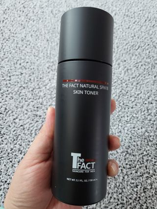 The Fact 더팩트 내추럴 에스에프엔 에이틴 스킨 토너 150ml — 5점을 준 리뷰어가 2022년 5월 올린 사용 사진