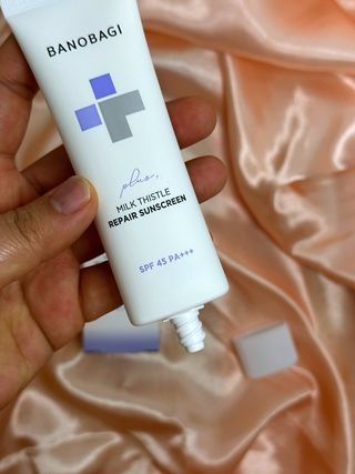 바노바기 코스메틱 바노바기 밀크씨슬 리페어 시카 선스크린 플러스 50ml — 5점을 준 리뷰어가 2023년 1월 올린 사용 사진