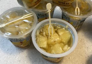 돌 Dole 식이섬유 플러스 후룻컵 198g 6입 X 2박스 — 5점을 준 리뷰어가 2022년 10월 올린 사용 사진