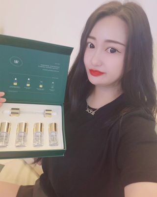 [보히케어] 컨센트레이트 이데베논 7 펩타이드 콤플렉스 앰플 — 5점을 준 리뷰어가 2023년 7월 올린 사용 사진