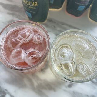 더그레잇티 콤부차 [매일유업] 더그레잇티 44kcal 콤부차 300ml *12개입 (오리지널 6개+베리리치 6개) — 5점을 준 리뷰어가 2023년 7월 올린 사용 사진