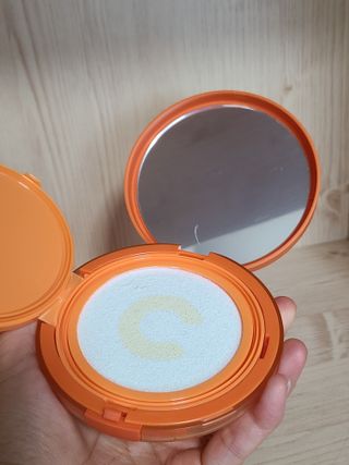 광동생활건강 MF[광동] 비타500✨주름개선·미백·SPF50+🌞퍼펙트쉴드 빅 선쿠션 본품 — 5점을 준 리뷰어가 2024년 5월 올린 사용 사진