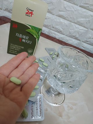 클린24시간 지중해로 쏙빠지다 1SET (800mg*60정) — 5점을 준 리뷰어가 2023년 3월 올린 사용 사진