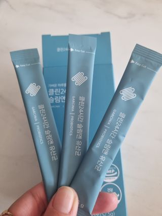 클린24시간 슬림앤유산균 1박스 (3.5g X 15포) — 5점을 준 리뷰어가 2022년 11월 올린 사용 사진