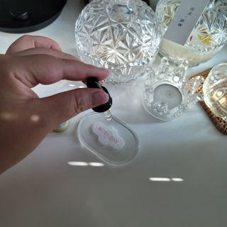 라라로즈데이 시즌2 천연 아로마오일 Y존 케어 속옷향수 이너퍼퓸 5ml  여성의 자존감을 UP시키자 — 5점을 준 리뷰어가 2021년 8월 올린 사용 사진