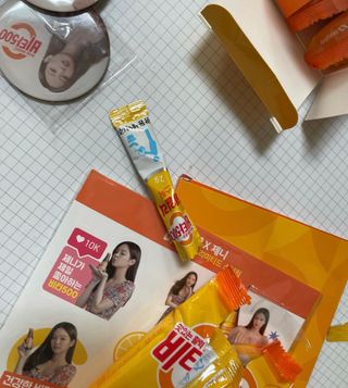 광동생활건강 [제니에디션] 비타500데일리스틱 gift set 60포+제니굿즈 3종+쇼핑백 — 5점을 준 리뷰어가 2021년 11월 올린 사용 사진