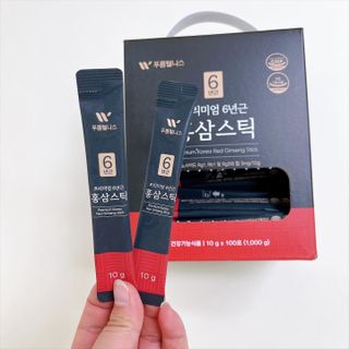[푸름웰니스] 프리미엄 6년근 홍삼스틱 3mg x 100포 — 5점을 준 리뷰어가 2022년 4월 올린 사용 사진