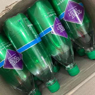 몽베스트 Montbest with Sparkling water Plain 20병 — 4.5점을 준 리뷰어가 2022년 5월 올린 사용 사진