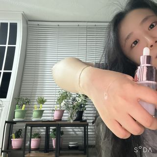 나우 [리브엠] 123억개 엑소좀으로 채운 눈부신 광채, 엑소코어 화이트닝 텐션 앰플 — 4점을 준 리뷰어가 2023년 6월 올린 사용 사진