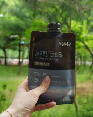 일일하우 슬리밍 플랜B 고소한 귀리맛, 진한 카카오맛 (체중조절식) — 5점을 준 리뷰어가 2023년 5월 올린 사용 사진
