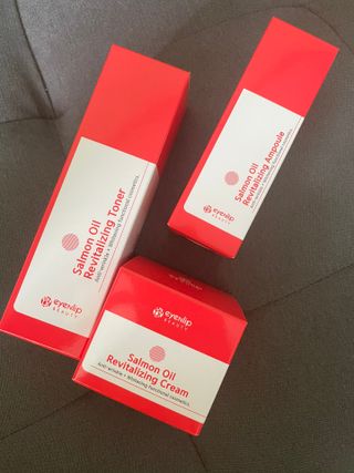 아이앤립 / EYENLIP 아이앤립 연어오일 리바이탈라이징 토너+앰플+크림 3종 세트 — 4.5점을 준 리뷰어가 2021년 7월 올린 사용 사진