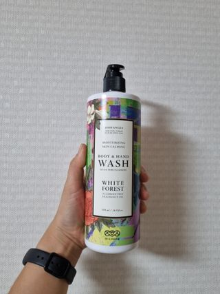 조향사 바디 앤 핸드 워시 화이트 포레스트 — 4.5점을 준 리뷰어가 2022년 6월 올린 사용 사진