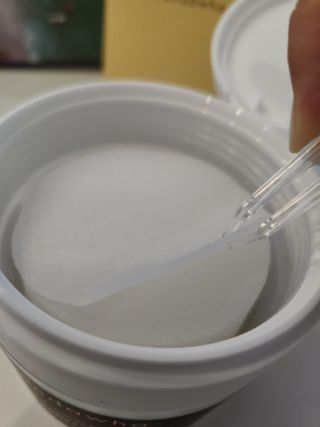 산다화 비타민씨 화이트닝 토너 패드 — 5점을 준 리뷰어가 2023년 5월 올린 사용 사진