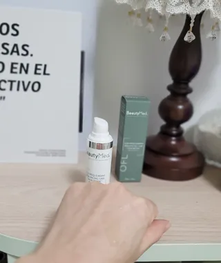 프랑스 뷰티메드 OFL 리밸런싱 케어 세럼 30ml (OFL 크림 5ml*5개 증정) — 5점을 준 리뷰어가 2022년 8월 올린 사용 사진