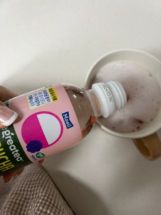 더그레잇티 콤부차 [매일유업] 더그레잇티 44kcal 콤부차 300ml *12개입 (오리지널 6개+베리리치 6개) — 5점을 준 리뷰어가 2023년 7월 올린 사용 사진