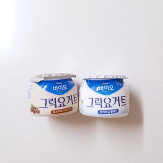 매일바이오 그릭요거트 오리지널 플레인 4개, 로스터리 커피믹스 4개 — 5점을 준 리뷰어가 2021년 12월 올린 사용 사진