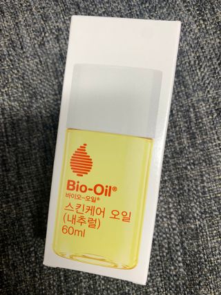 바이오오일 [바이오-오일] 스킨케어 오일 내추럴 60ml — 5점을 준 리뷰어가 2021년 12월 올린 사용 사진