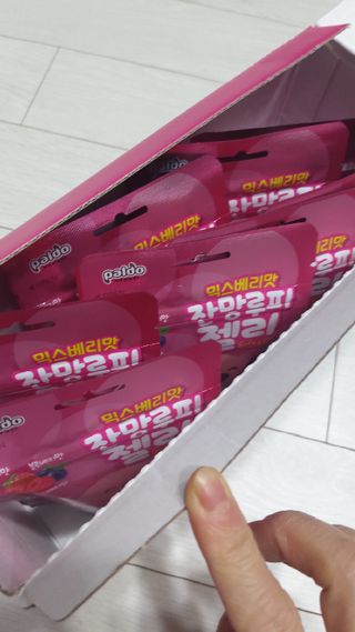 [팔도] 잔망루피젤리 믹스베리맛 42g 8개 — 5점을 준 리뷰어가 2022년 2월 올린 사용 사진